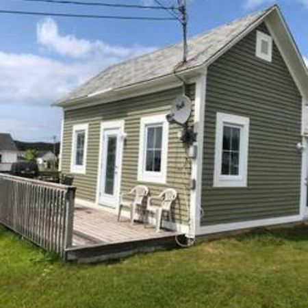 Experience Tranquility Cricket Field Offers Charming Retreat In Twillingatate Vila Twillingate Exterior foto