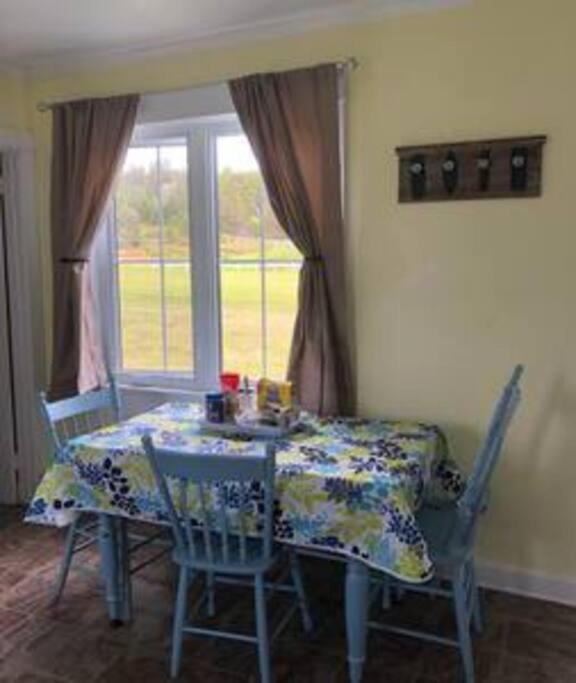 Experience Tranquility Cricket Field Offers Charming Retreat In Twillingatate Vila Twillingate Exterior foto